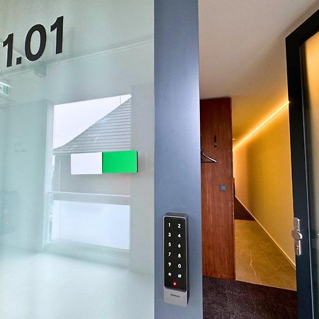 Tin Inn - Hueckelhoven - Das Hotel Aus Hochwertig Ausgebauten Ueberseecontainern Luaran gambar