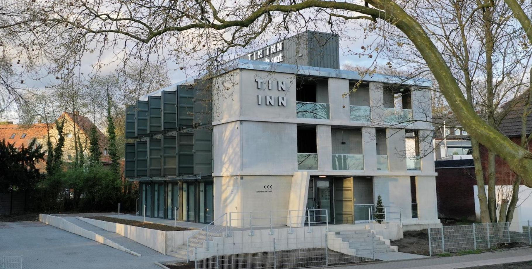 Tin Inn - Hueckelhoven - Das Hotel Aus Hochwertig Ausgebauten Ueberseecontainern Luaran gambar