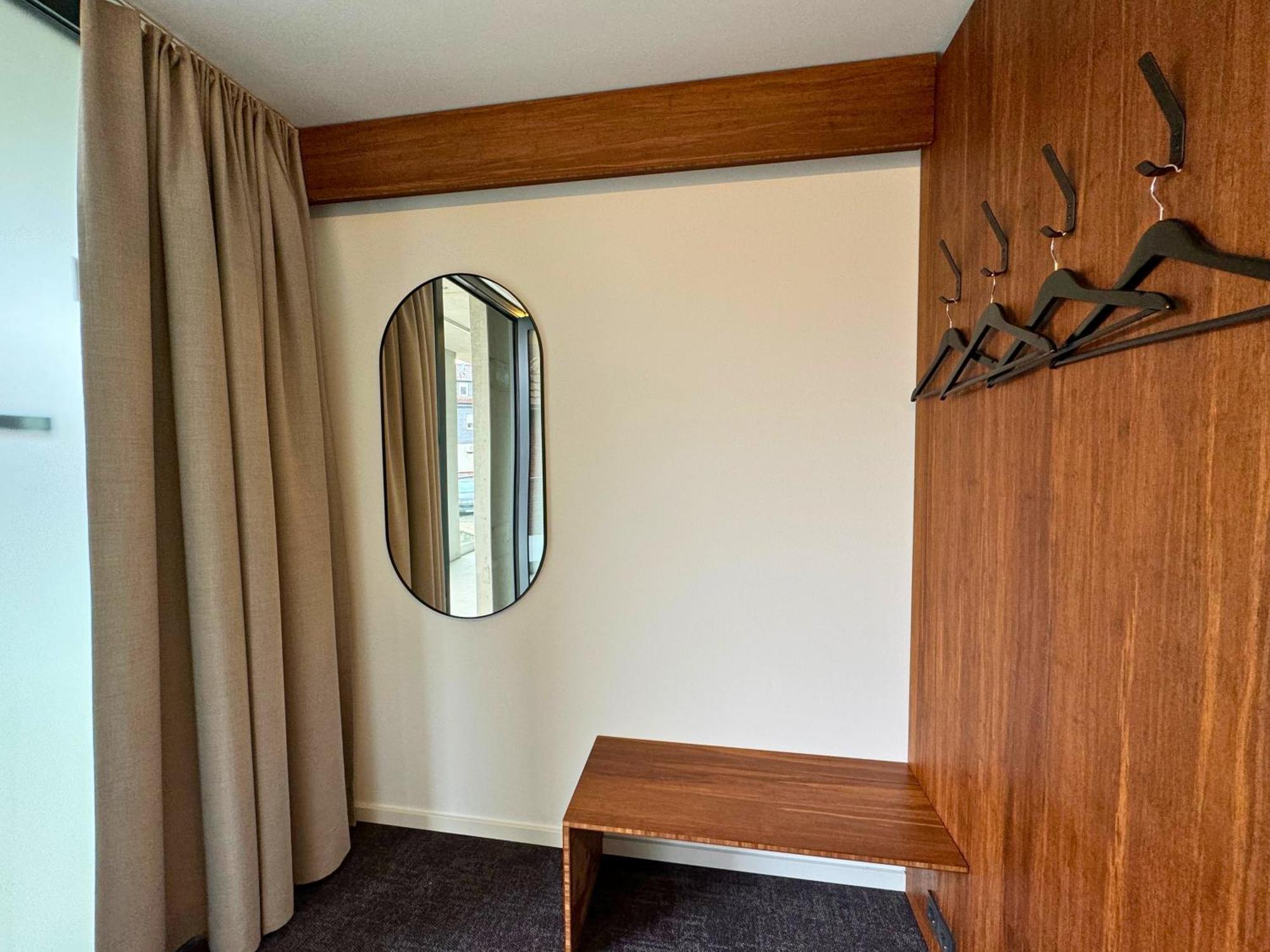 Tin Inn - Hueckelhoven - Das Hotel Aus Hochwertig Ausgebauten Ueberseecontainern Luaran gambar